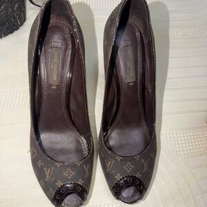 Louis Vuitton Monogram Peep-Toe Pumps in Brown